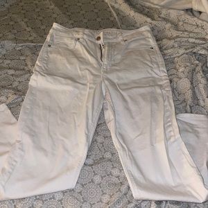 American Eagle Mom Jeans